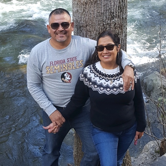 Meet your Posher, Omar - Picture 2 of 2